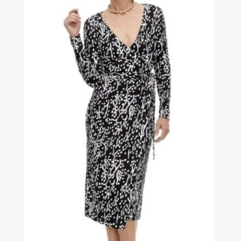 Diane Von Furstenberg for Target Dress Womens Medium Black White Wrap Abstract